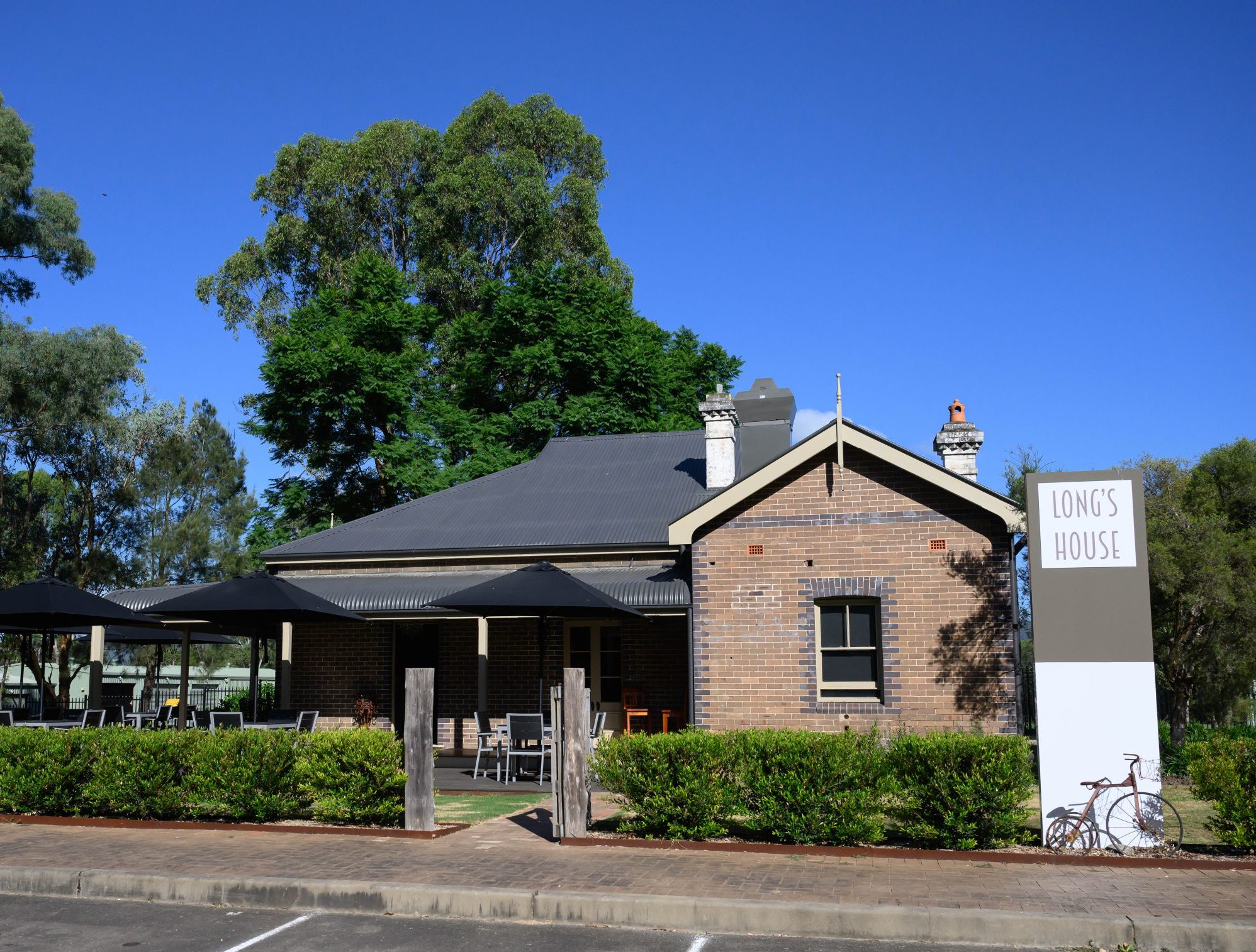 Long Lunch at Long's House